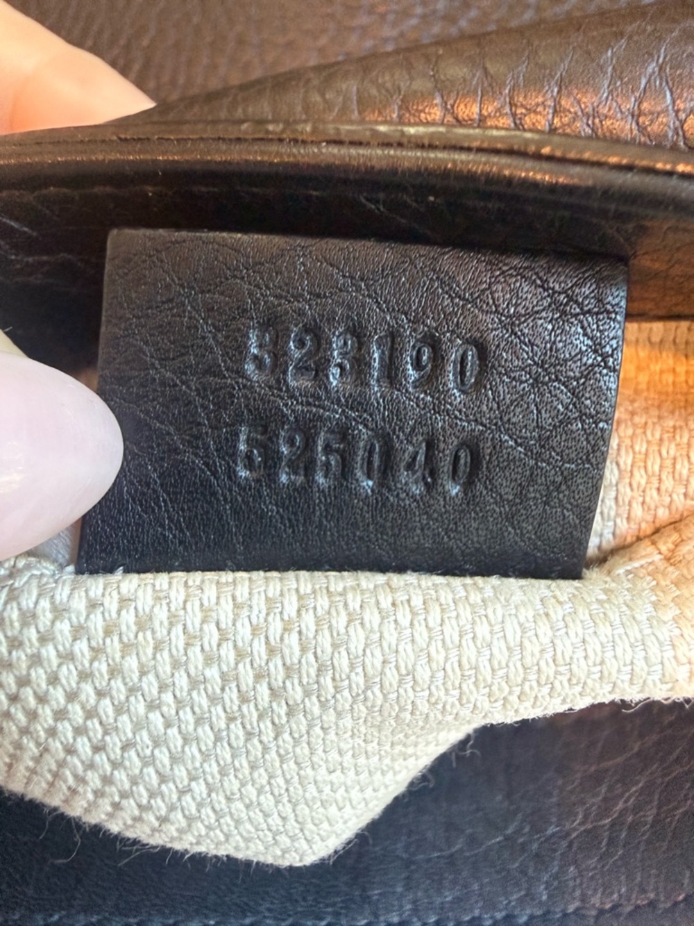 GUCCI ‘SOHO LEATHER CROSSBODY CHAIN
MINI FLAP BAG’ - Picture 9 of 10